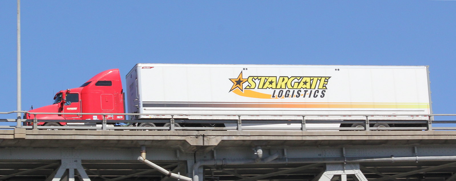 Commitment to Safety and Flexibility in Logistics