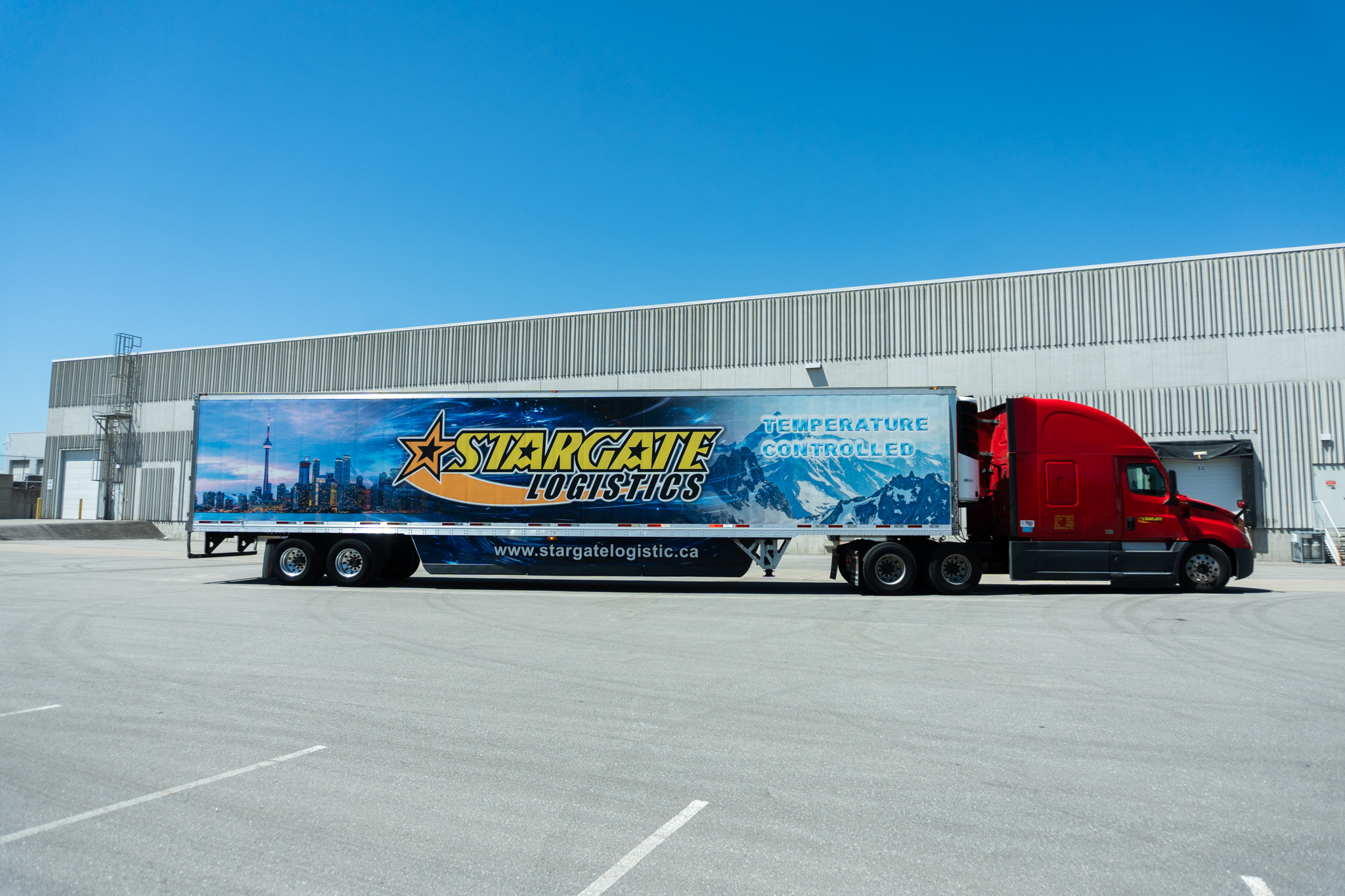 Enhancing Client Relationships with Tailored Freight Services
